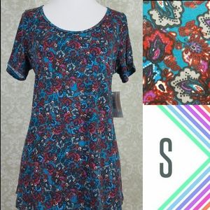LulaRoe Classic T Small